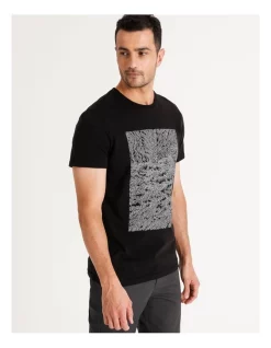 Best reviews of 👍 Yubu Napa Artists X Blaq Kerry Madawyn McCarthy X Blaq CollectIng Seaweed Placement Print Tee In Black 🛒 -Fitbit Shop unnamed file 1001