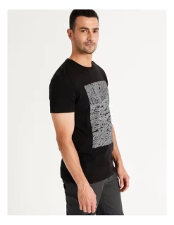 Best reviews of 👍 Yubu Napa Artists X Blaq Kerry Madawyn McCarthy X Blaq CollectIng Seaweed Placement Print Tee In Black 🛒 -Fitbit Shop unnamed file 1002