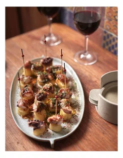 Brand new 💯 Robert Gordon X MoVida Long Tray 36x20cm In Green Brush 🥰 -Fitbit Shop unnamed file 270