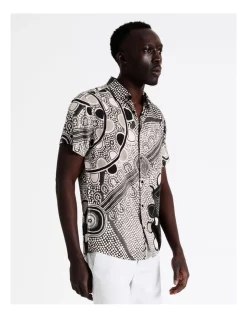 Brand new 👏 Emma Stenhouse X Blaq My Way Short Sleeve Viscose 👚 Shirt In Black 🔥 -Fitbit Shop unnamed file 822